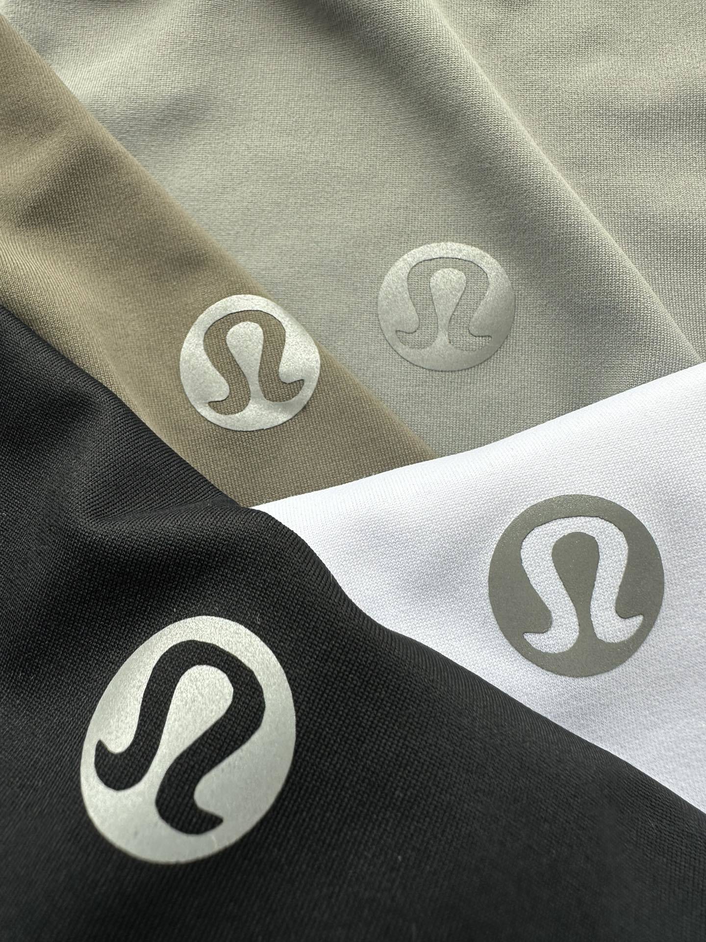 LULULEMON T-shirt