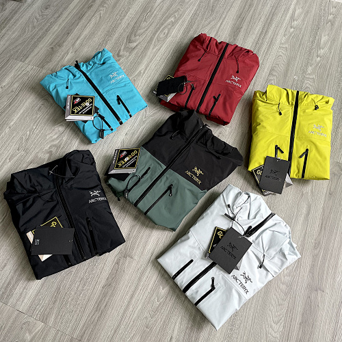ARCTERYX Jacket