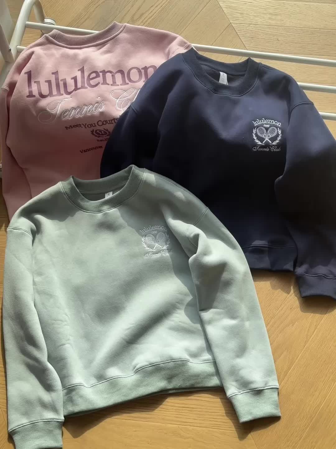 LULULEMON Crewneck