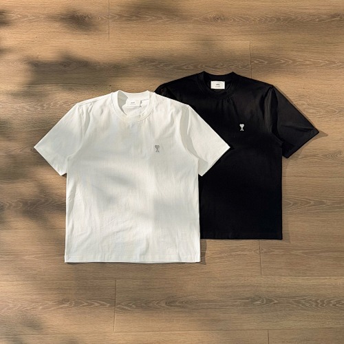 AMI PARIS T-Shirt