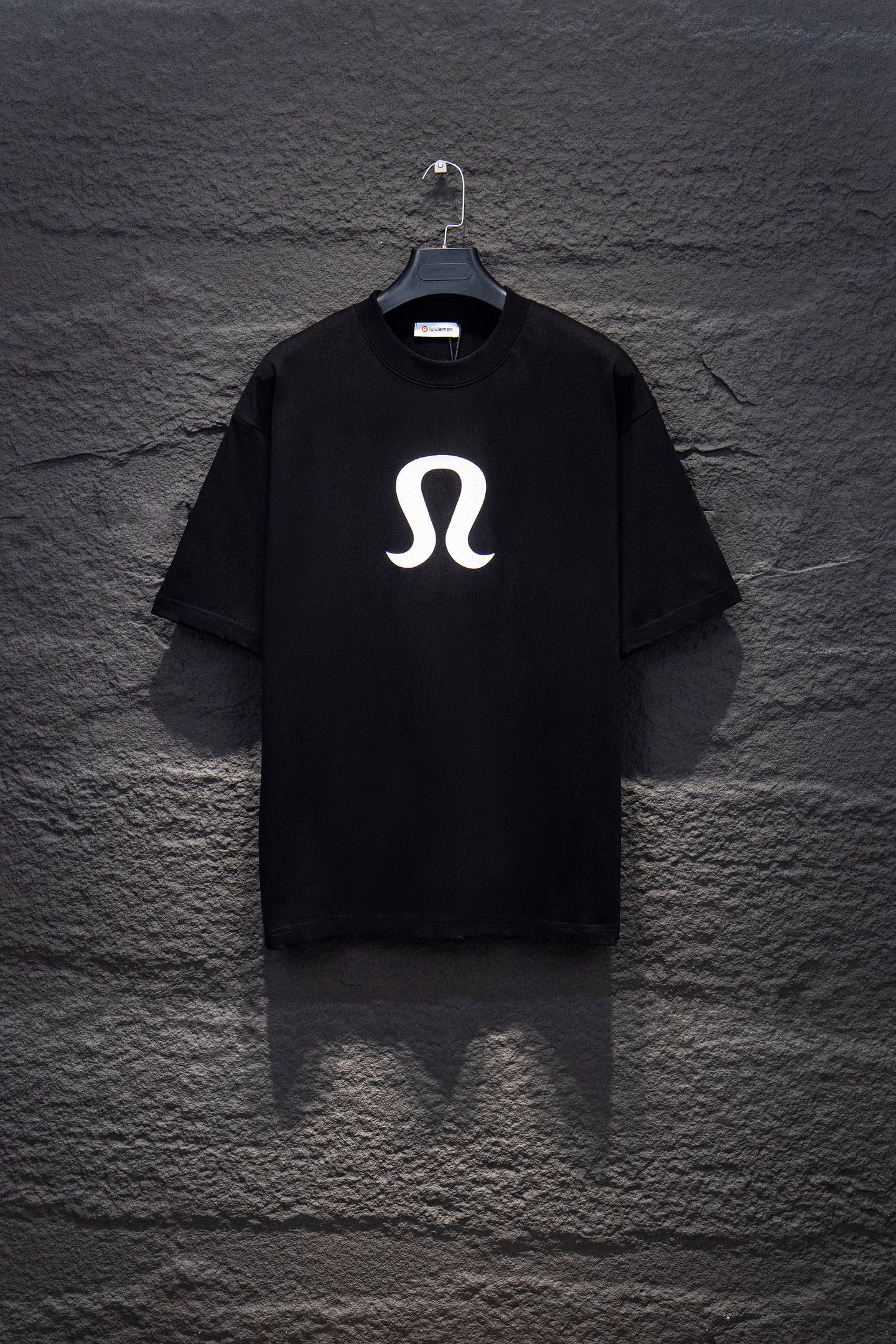LULULEMON T-shirt