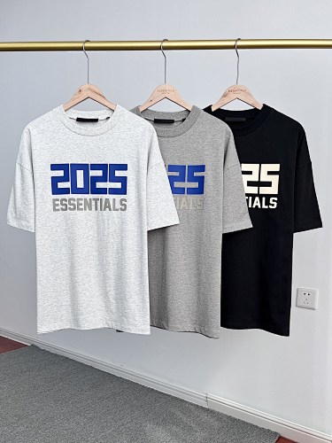 ESSENTIALS T-Shirt