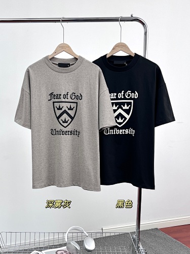 ESSENTIALS T-Shirt