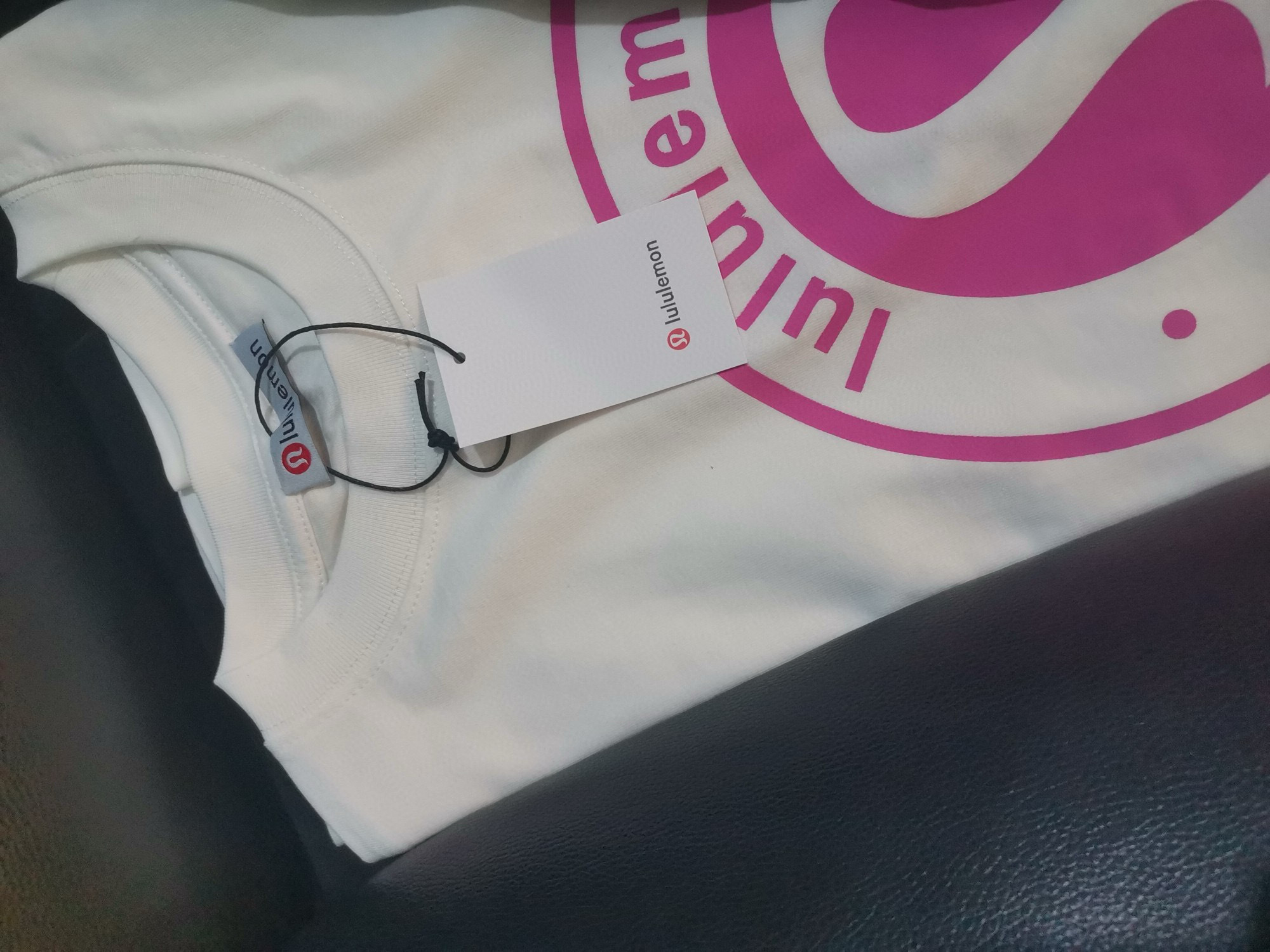 LULULEMON T-shirt