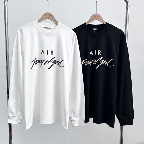 ESSENTIALS T-Shirt