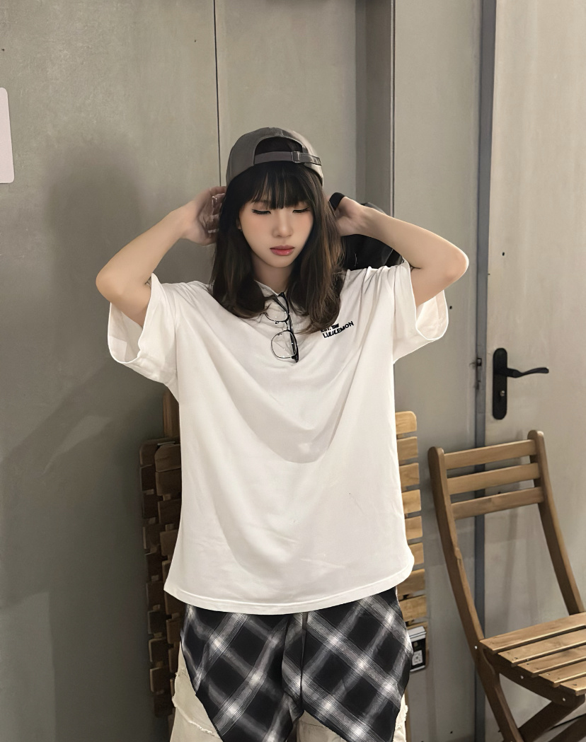 LULULEMON T-shirt
