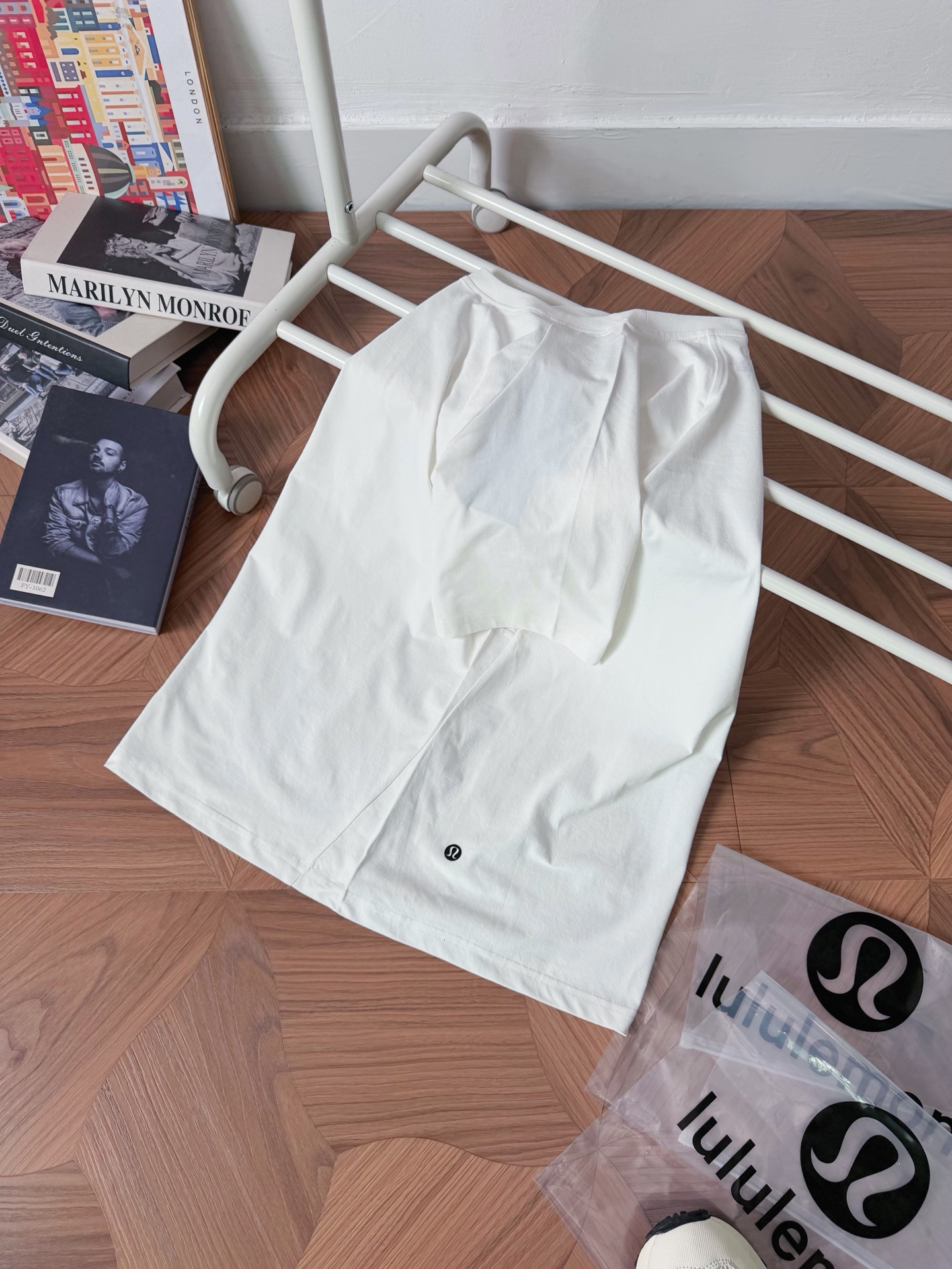 LULULEMON T-shirt