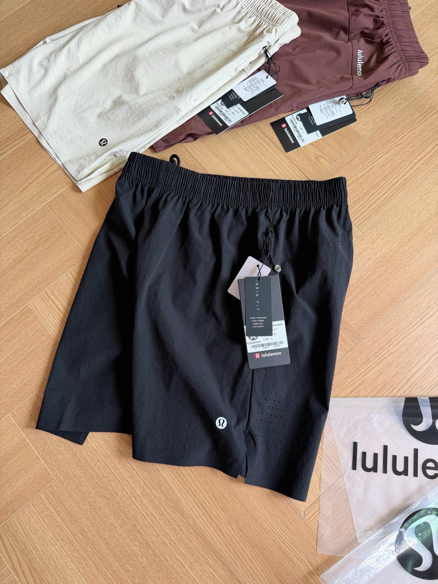 LULULEMON Shorts