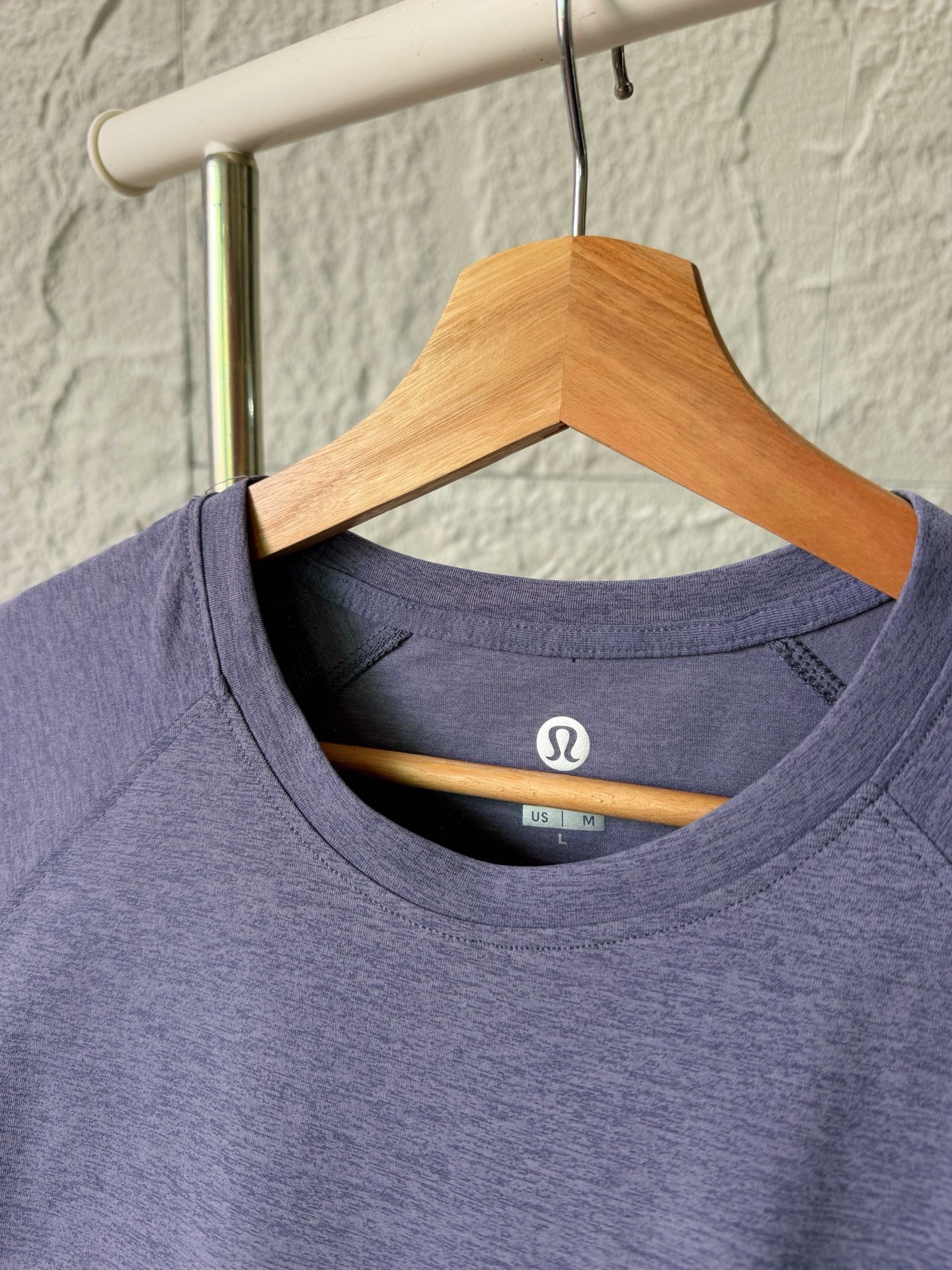 LULULEMON T-shirt
